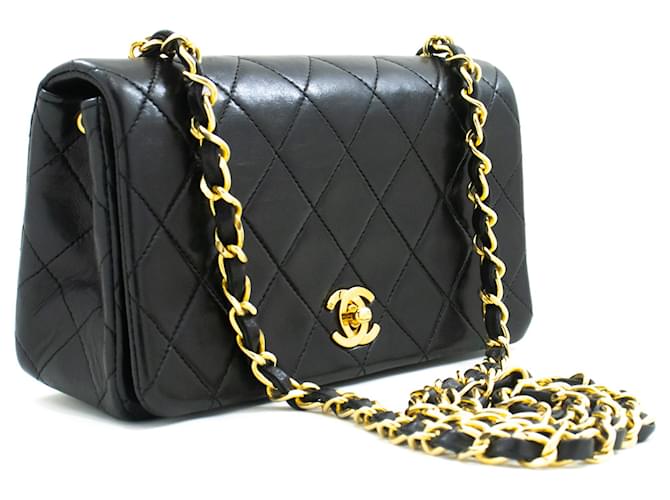CHANEL Full Flap Chain Shoulder Bag Clutch Black Quilted Lambskin Leather  ref.1296912