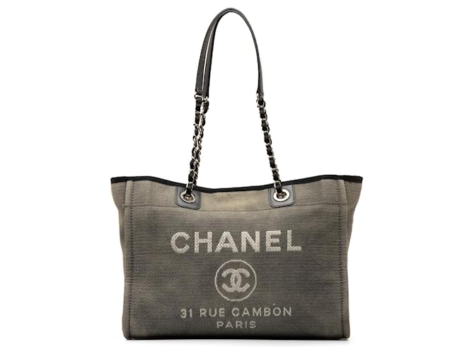 Bolsa pequena Chanel Deauville cinza Lona  ref.1297194