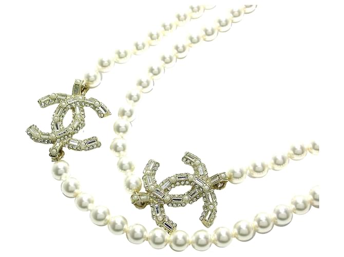 Chanel White CC Faux Pearl Necklace  ref.1298488