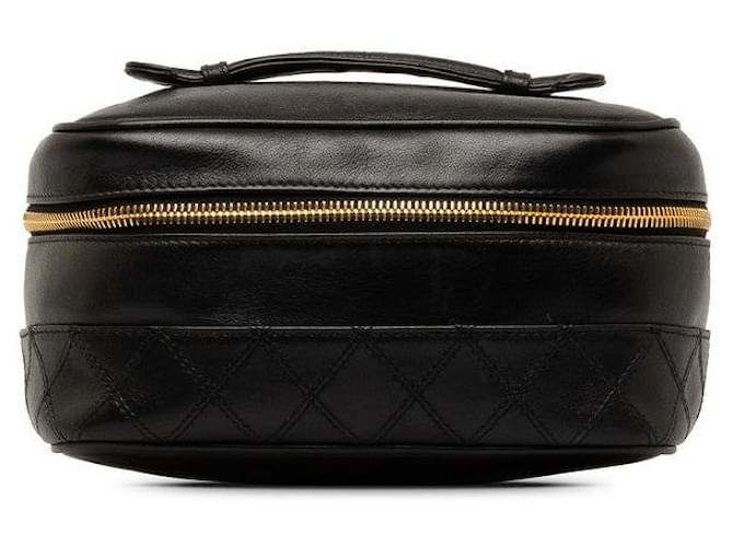 Chanel Leather Vanity Bag  ref.1298774
