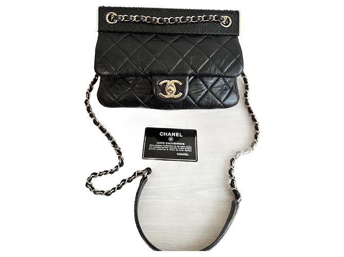 Timeless Borsa a mano Chanel in pelle e pitone nera Nero