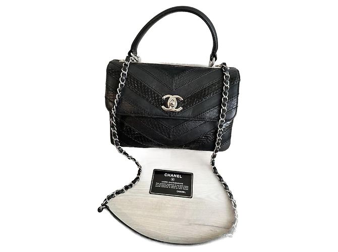 Timeless Chanel Infinity Black Leather and Python Handbag