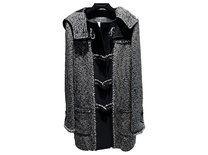 Chanel Manteau de parka en tweed noir CC Closures  ref.1298980