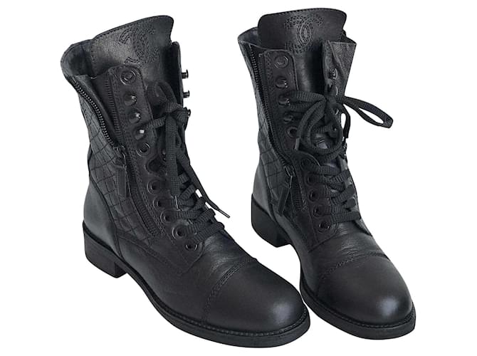 Chanel Iconic CC combat boots Black Leather  ref.1298989