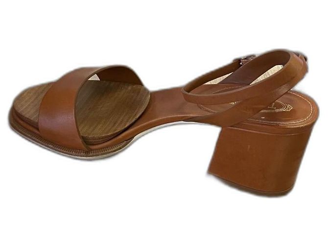 Tod's Sandalen aus Leder Camel mit Blockabsatz Kamel