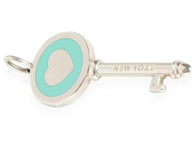 Tiffany & Co TIFFANY Y COMPAÑIA. Colgante con forma de llave en forma de corazón esmaltado en plata de ley  ref.1299212