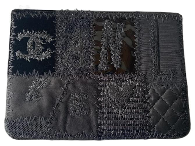 Chanel Clutchs Negro Charol Tweed Piel de cordero  ref.1299276
