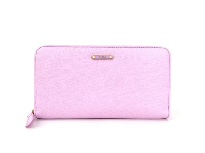 Fendi -- Pink Leather  ref.1299989