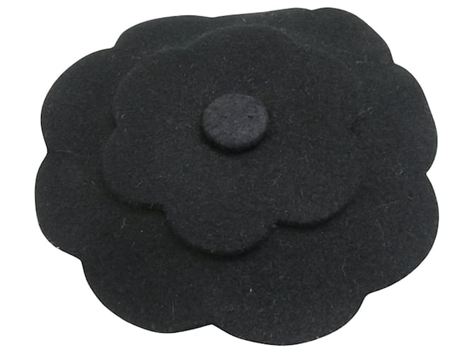Chanel Camellia Negro Sintético  ref.1300187