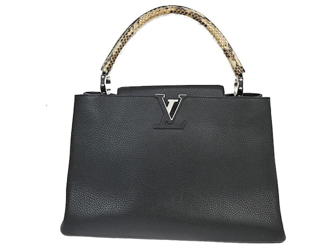 Louis Vuitton Capucines Black Leather  ref.1300254