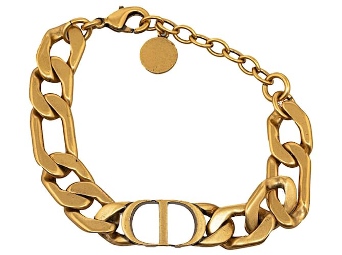 Bracelet à breloques logo Dior doré Or jaune  ref.1300542