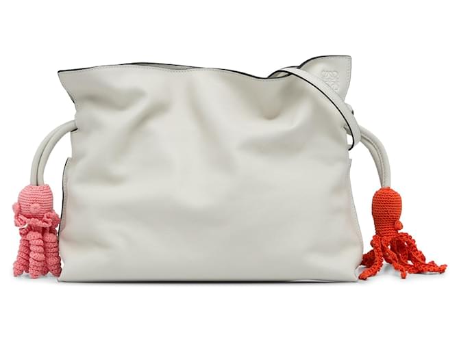 Weiße Umhängetasche mit gehäkeltem Flamenco-Knoten von Loewe x Paula's Ibiza Leder  ref.1300570