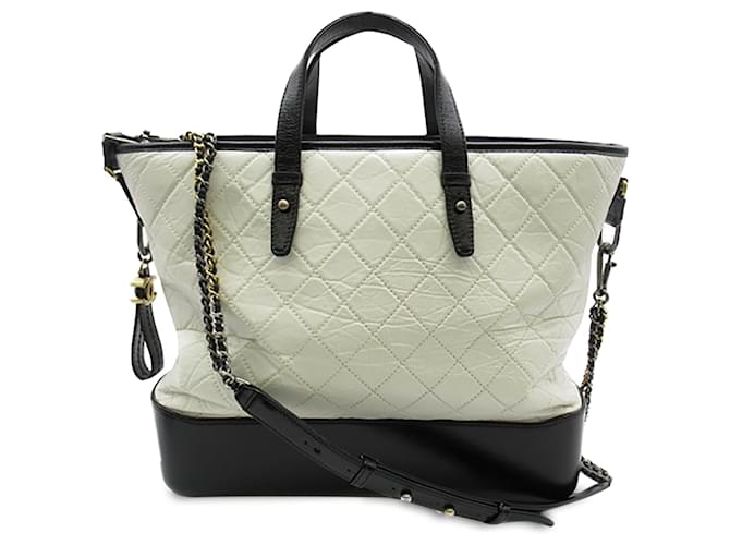 Weiße Chanel Gabrielle Einkaufstasche aus gealtertem Kalbsleder, groß  ref.1300629