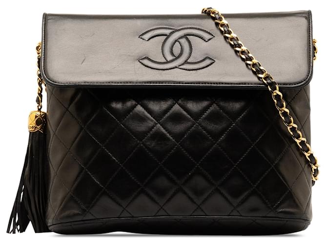 Black Chanel CC Quilted Lambskin Crossbody Leather  ref.1300791