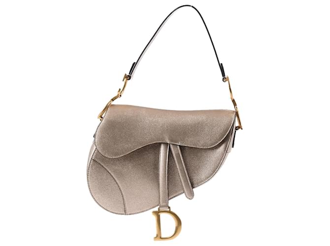CHRISTIAN DIOR Classic Saddle Bag in Metallic Gold Golden Leather  ref.1300825