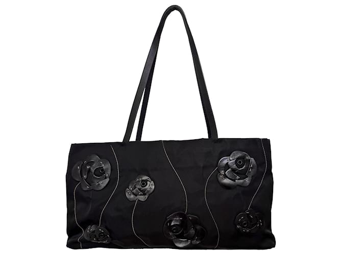Prada Handtasche aus emailliertem Nylon mit Blumenmuster Schwarz Leinwand  ref.1300942