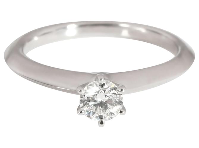 TIFFANY & CO. Anel de noivado solitário de diamante em platina I VS1 0.28 ctw Prata Metálico Metal  ref.1300974