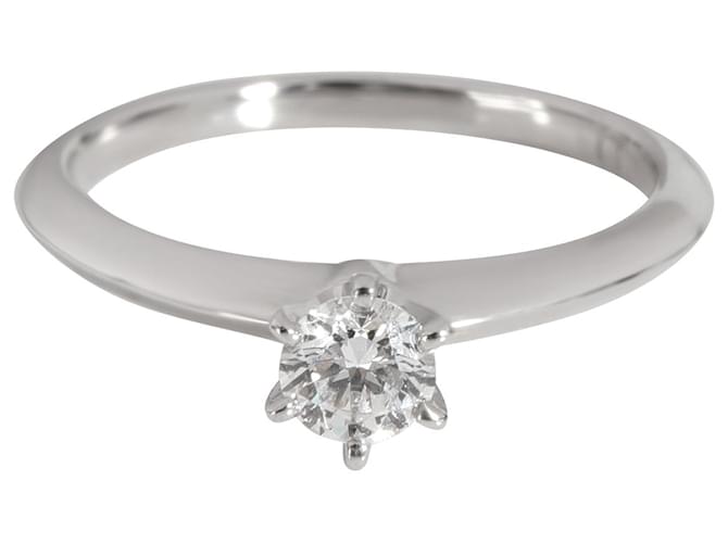 TIFFANY & CO. Anello di fidanzamento con diamante solitario in platino G VS1 0.28 ct Argento Metallico Metallo  ref.1300996