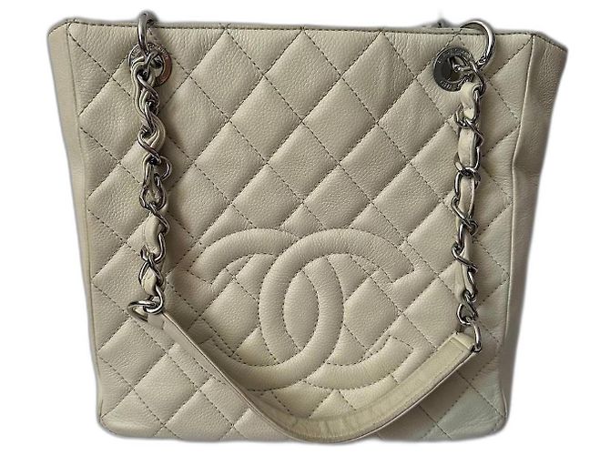 Bolsa Chanel Petit Shopping de Couro Branco Fora de branco