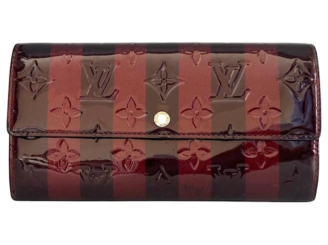 Carteira de couro envernizado Louis Vuitton em vermelho escuro. Bordeaux  ref.1301388