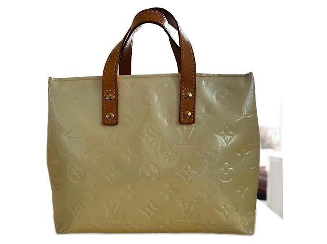 2005 Monogram Louis Vuitton Reade PM Beige