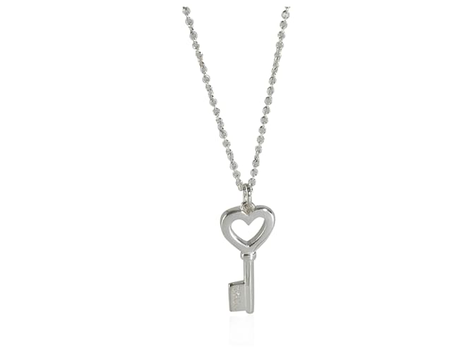 TIFFANY & CO. Heart Key Pendant in  Sterling Silver  ref.1301554