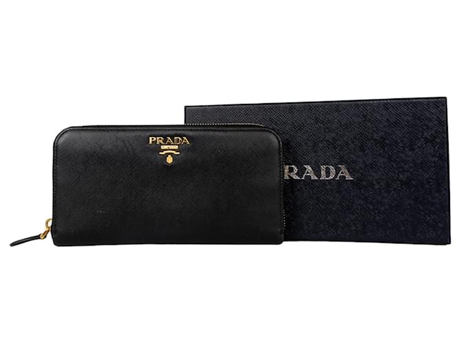 Prada Black Leather Long Wallet Schwarz  ref.1301726