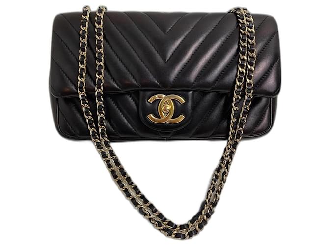 Timeless Chanel Classic Black Leather  ref.1302396