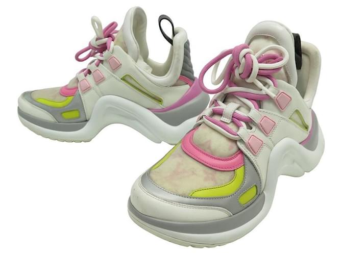 CHAUSSURES LOUIS VUITTON BASKETS ARCHLIGHT 37.5 SNEAKERS WHITE PINK SHOES Cuir Multicolore  ref.1302625