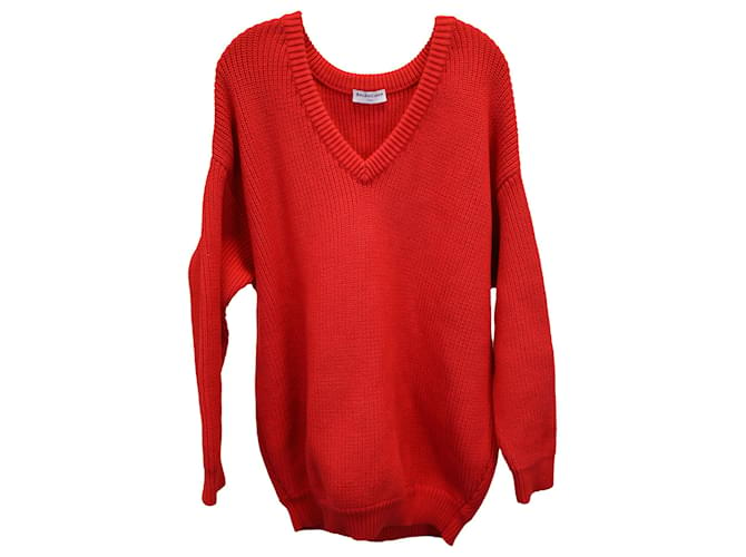 Balenciaga V-Neck Chunky Oversized Sweater in Red Cotton  ref.1302755