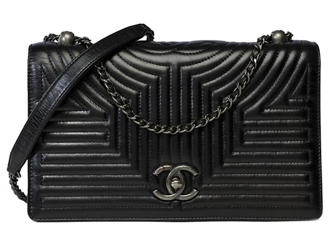 CHANEL Bag in Black Leather - 101782  ref.1303056