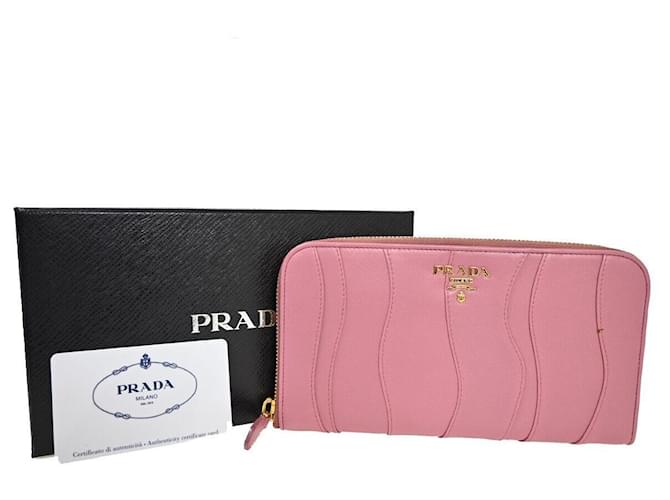 Prada Pink Leather  ref.1303145