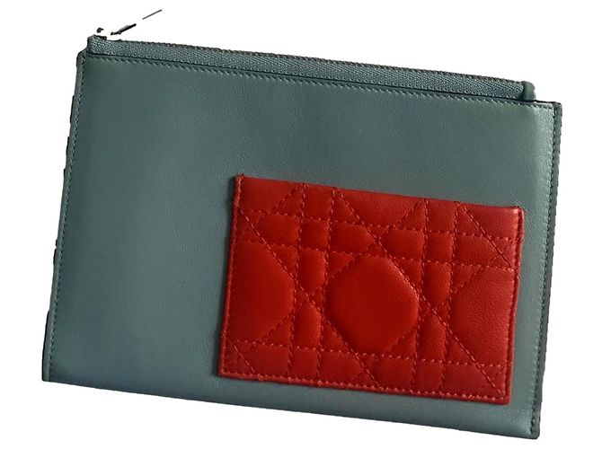 Dior Clutch aus Leder Rot und Hellblau