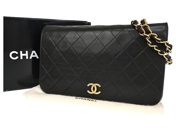 Chanel Matelassé Black Leather  ref.1304249