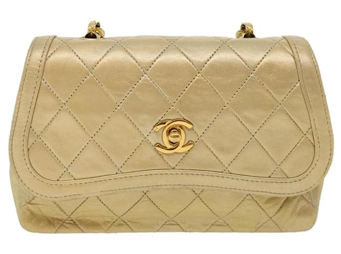 Chanel Golden Leather  ref.1304324