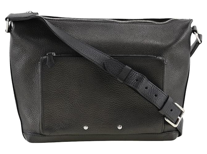Louis Vuitton Armand Black Leather  ref.1304997