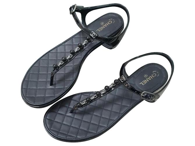 Chanel Black Bead Chain Thong Sandals Leather  ref.1305146