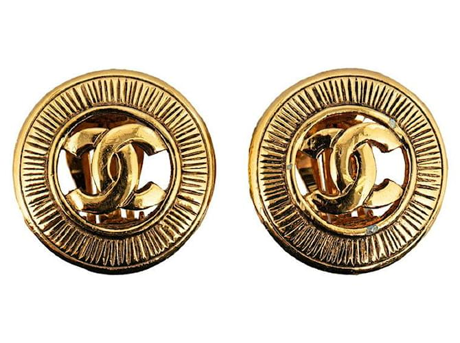Chanel CC Clip On Earrings Metal  ref.1302770