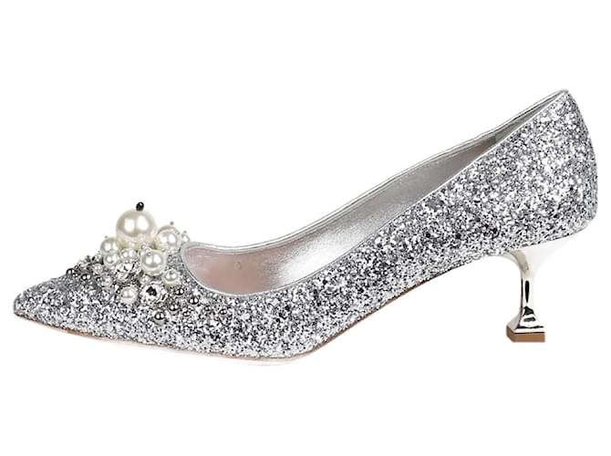 Miu Miu Zapatos de tacón plateados con perlas artificiales brillantes - talla UE 38 Plata  ref.1305718