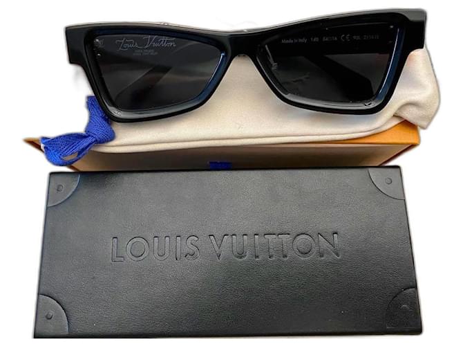 Louis Vuitton Sunglasses Black Plastic  ref.1306147