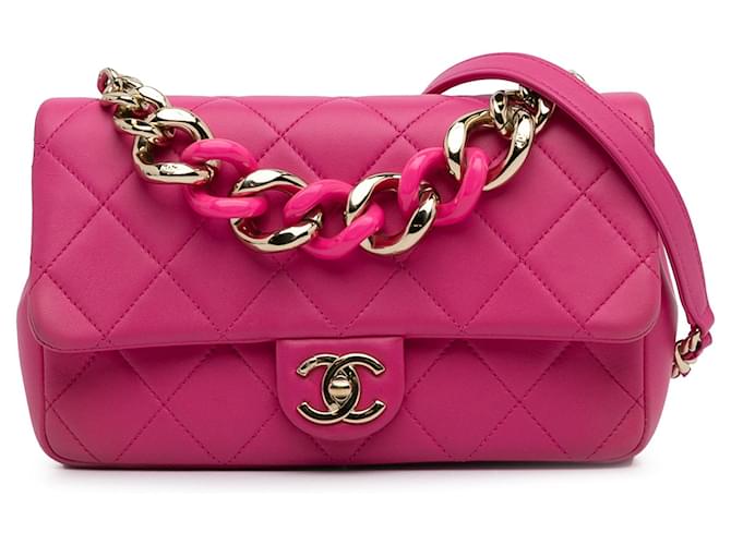 Bolsa de ombro pequena Chanel rosa em pele de cordeiro elegante com aba única Couro  ref.1306262