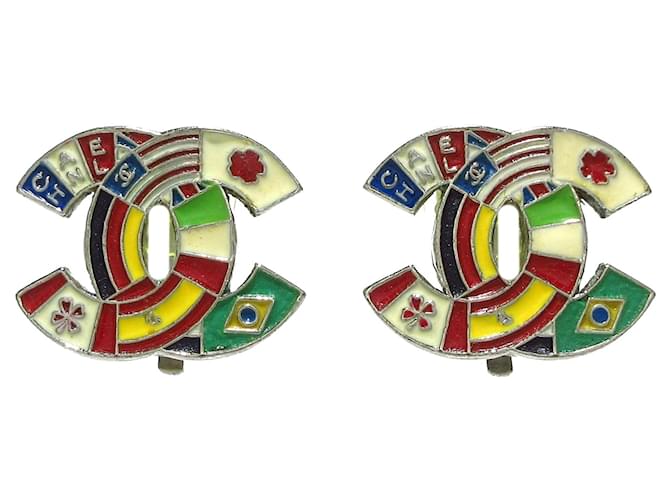 Pendientes de clip con banderas internacionales de Chanel de plata Metal  ref.1306330
