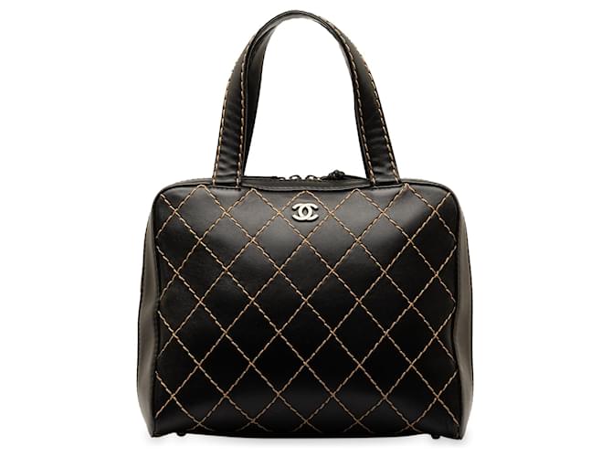 Black Chanel CC Wild Stitch Handbag Leather  ref.1306394