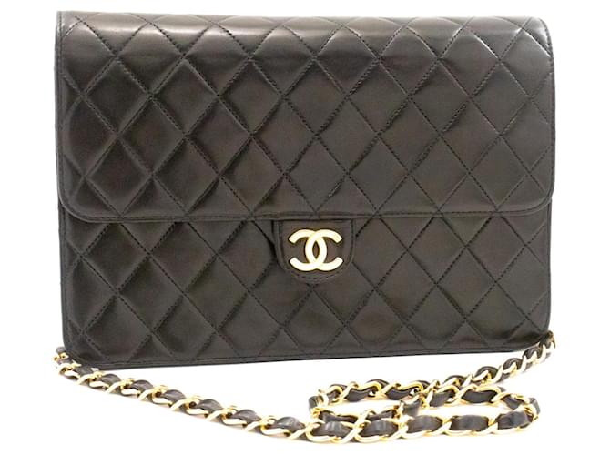 Chanel quilted Black Leather  ref.1307469