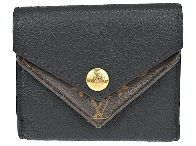 Louis Vuitton lined V Black Leather  ref.1308067