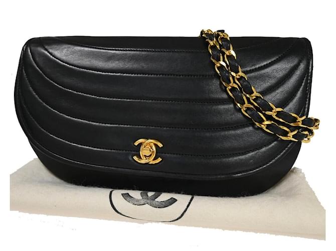 Chanel Demi Lune Black Leather  ref.1308107
