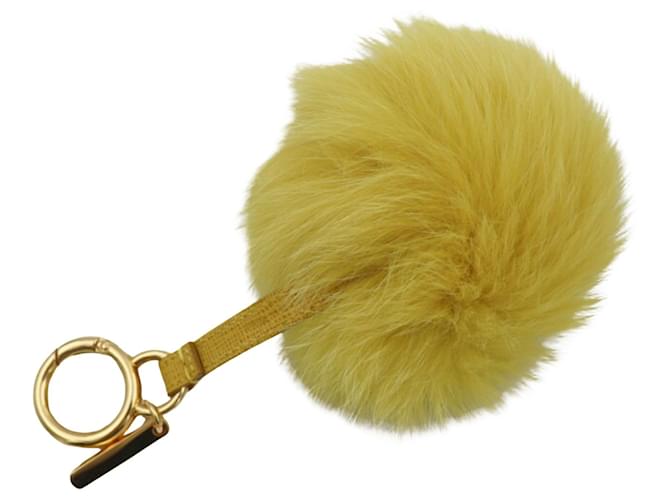 Fendi Bijoux de sac Pompon Yellow Fur  ref.1308404