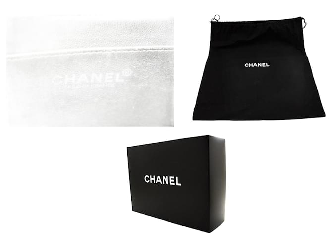 Classique Chanel Timeless Cuir Noir  ref.1308539