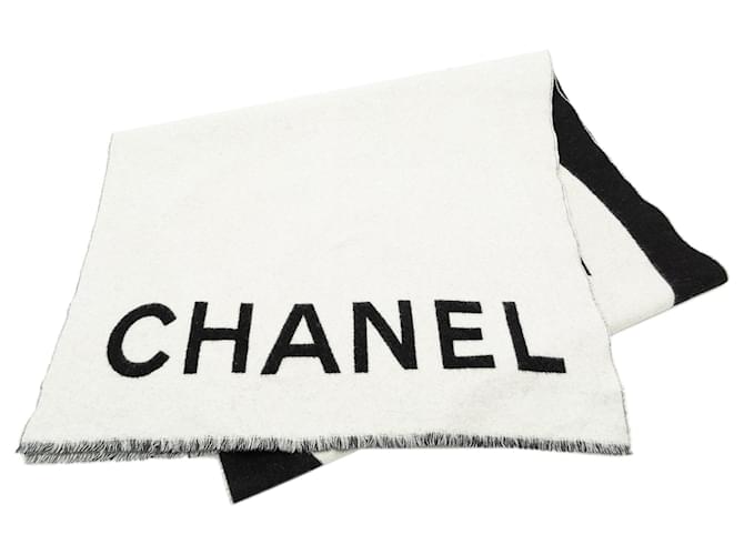 Bufanda de cachemir con logo de Chanel blanca Bufandas Blanco Cachemira  ref.1308970