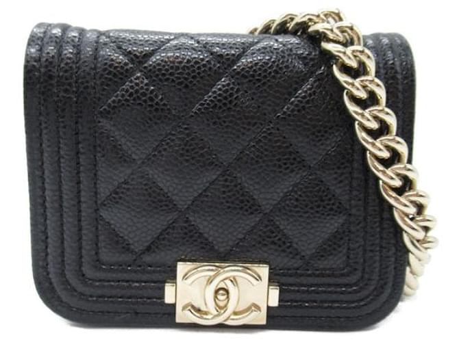 Le Boy Chanel Bolsa de cinto CC Caviar Boy Couro  ref.1309091